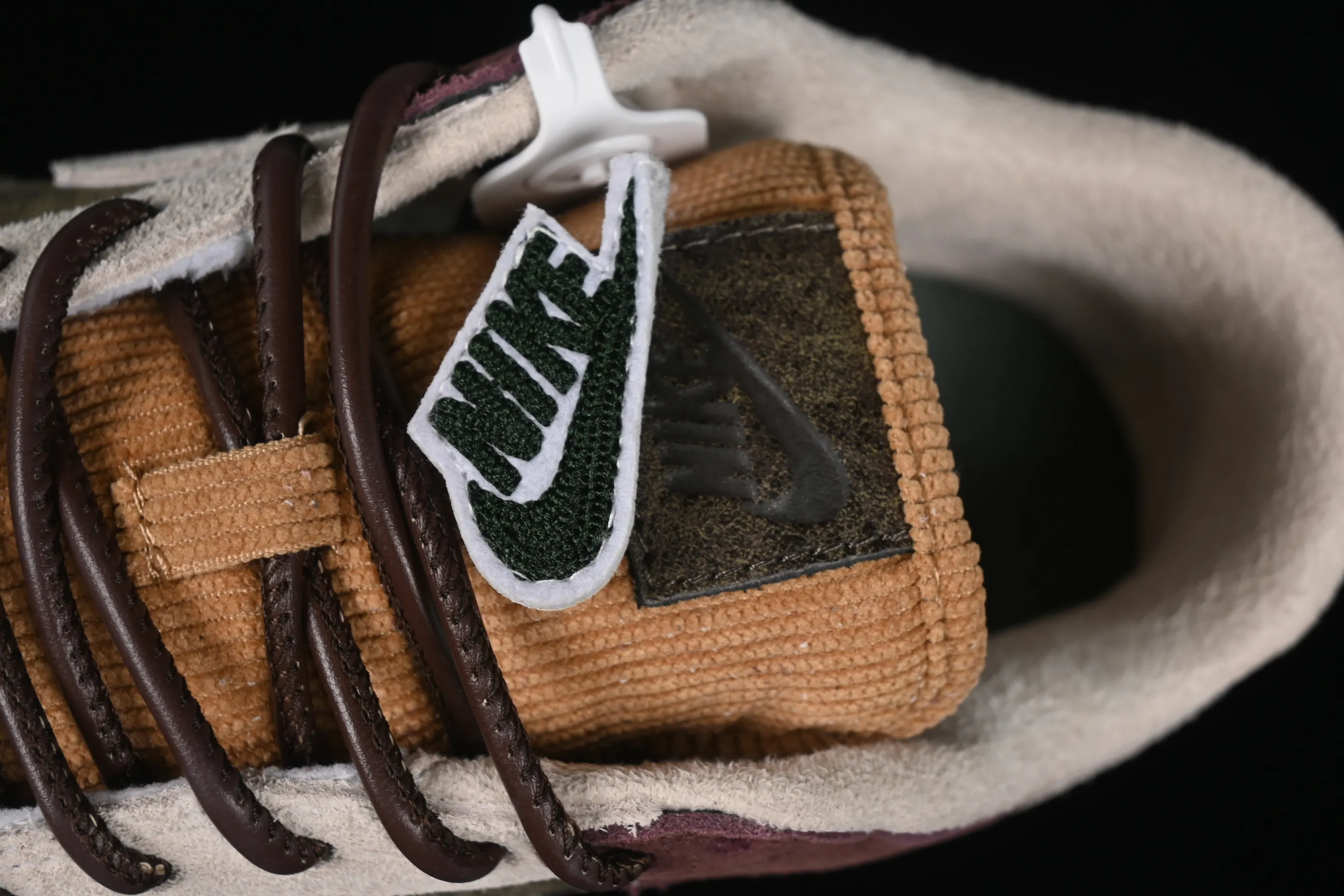 All categories Nk SB Dunk series Nk SB Dunk Low low-top sneakers Nk Dunk Low "Love & Peace" Autumn and winter retro brown low-top casual sneakers HQ3459-212